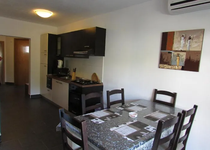 Apartment Miaantonia Vrsi